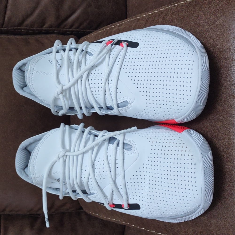 Exclusive Under Armour 9.5 Stephen Curry's White Grey Black Hot Orange